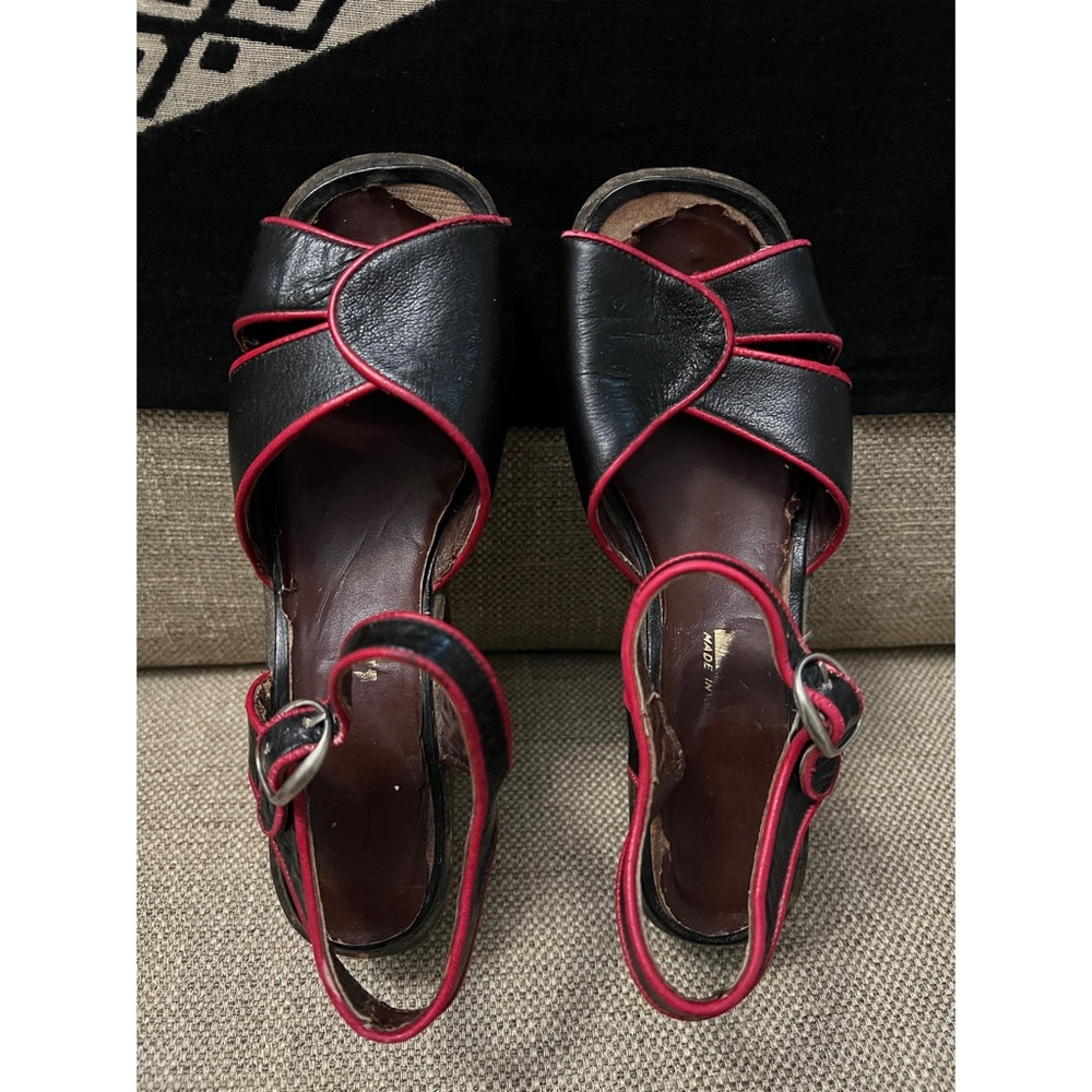 Vintage clothespin shoes. - Picture 5 of 16